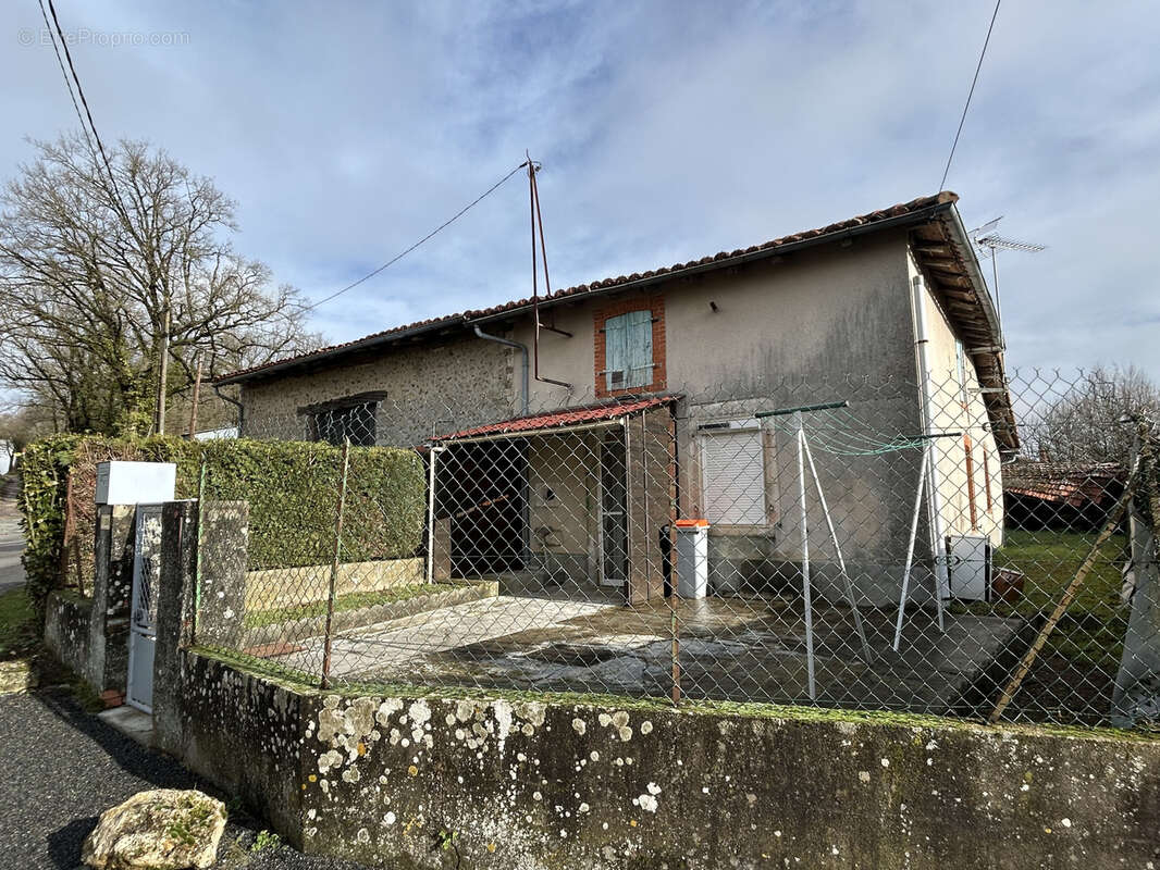 Maison à NIEUIL