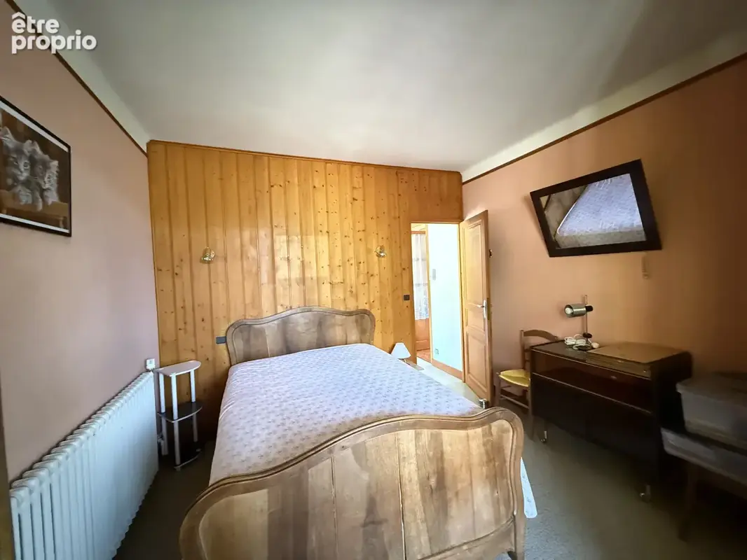 Maison avec dépendances et vaste terrain - UGINE (73400) - photo 9