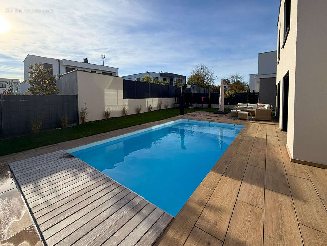 Maison à NIEDERHAUSBERGEN