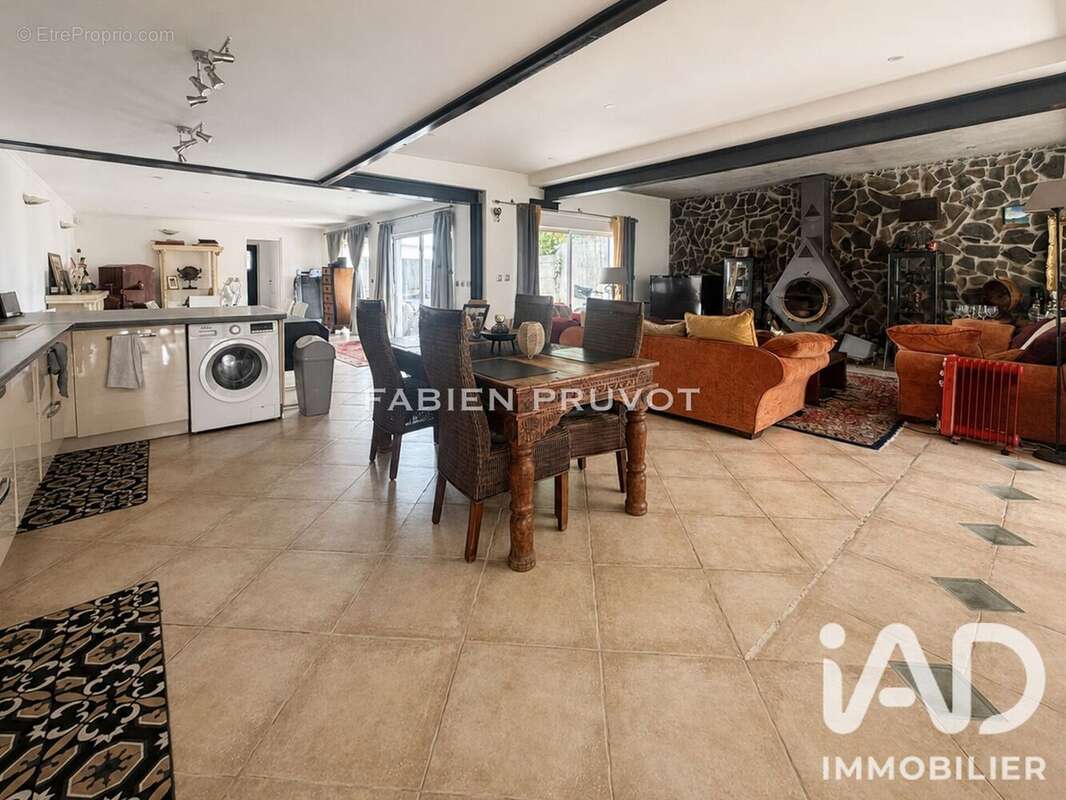Maison 211 m² à Herblay  - photo 3