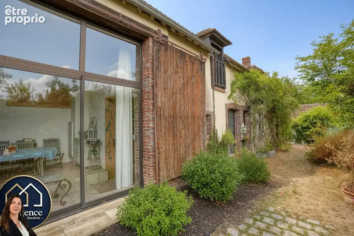 Maison 255 m² à La Boissiere-Ecole  - photo 2