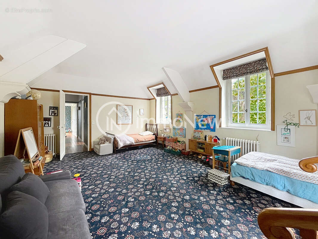Un ancien manoir des années 1858 avec un terrain de plus de 6000m2 - photo 18
