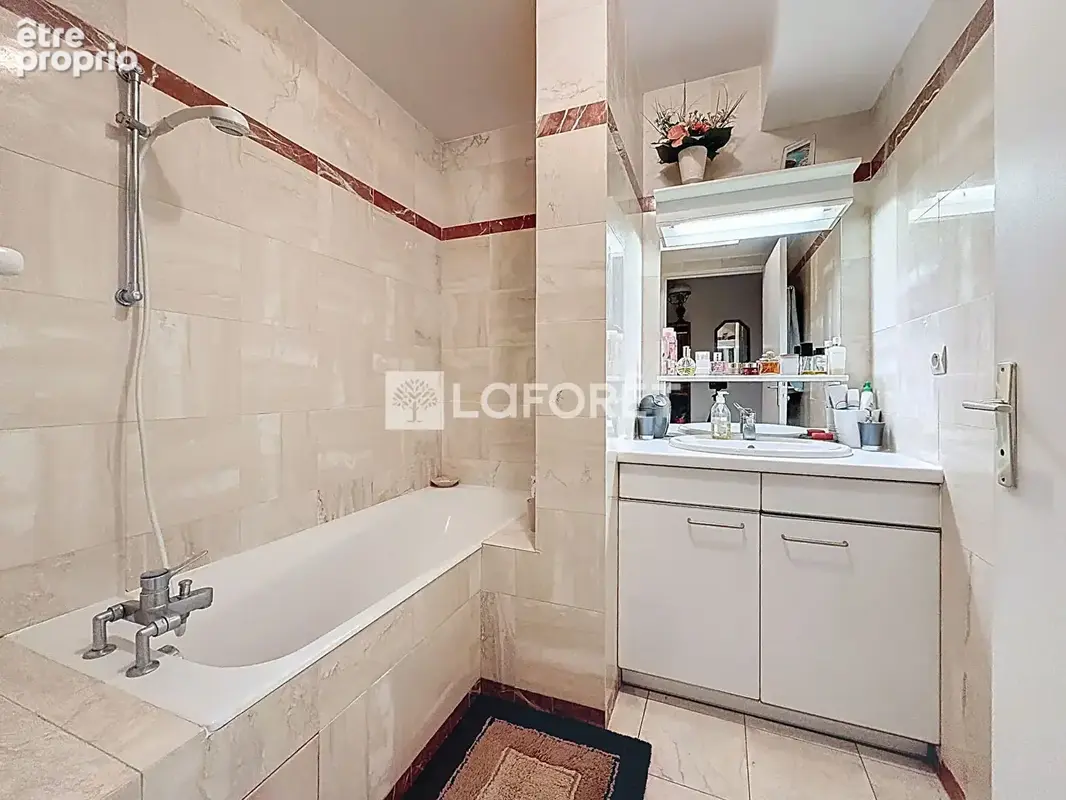 Appartement Bourg La Reine 3 pièces 69 m2 - photo 6