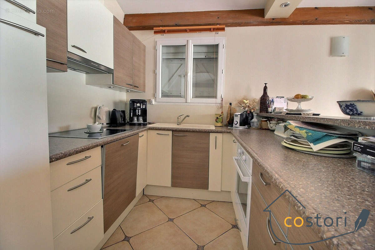 Maison 204 m² à Draguignan  - photo 2