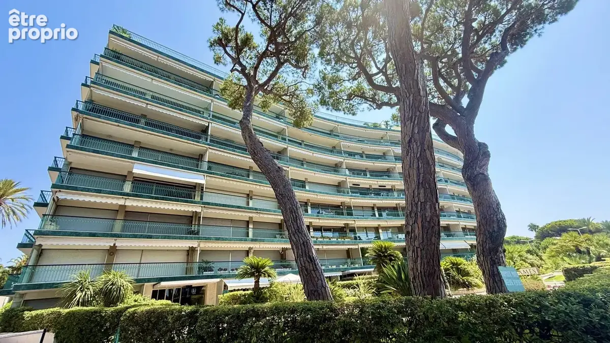 Cannes Croisette – Exceptionnel Appartement de 229 m² face au Port Canto - photo 17