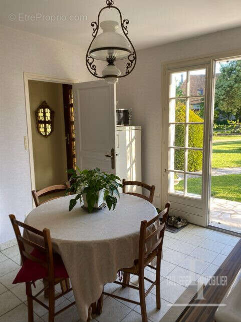 Maison à COULOUNIEIX-CHAMIERS