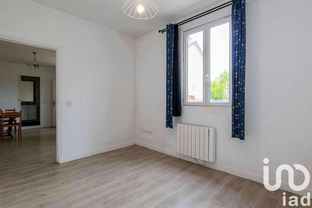 Photo 3 - Maison à VILLECRESNES