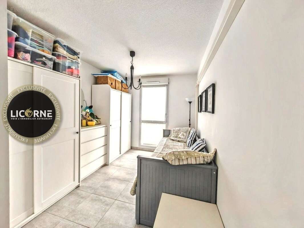 Appartement 56 m² à Vitrolles  - photo 9