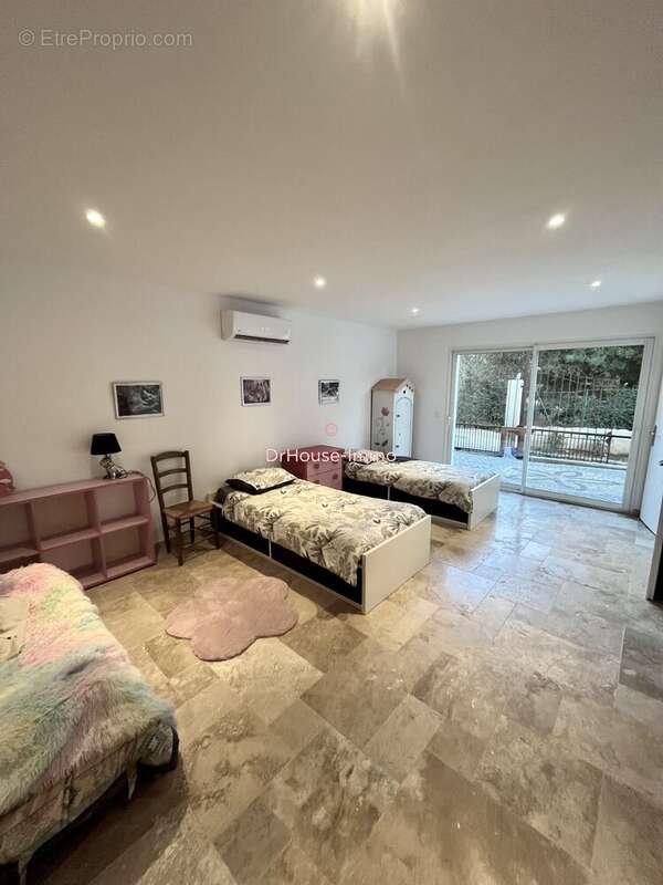 Maison 167 m² à Le Thoronet  - photo 16