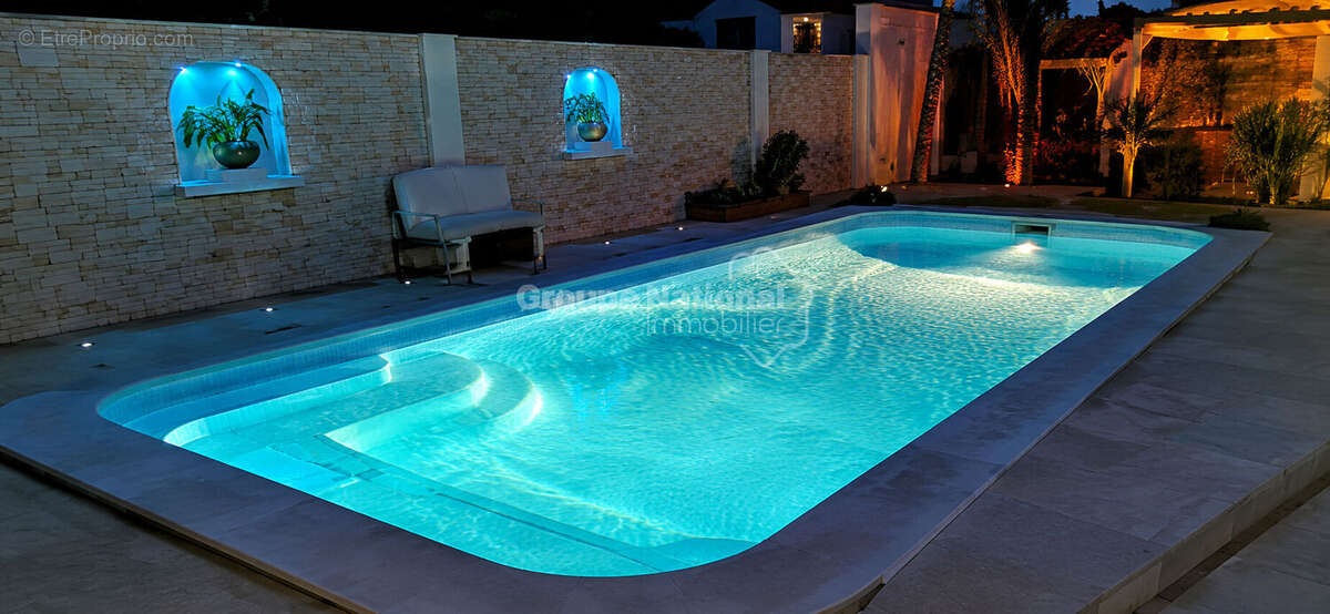 Villa prestige 5 à 6 pièces 220 m²  piscine & prestations premium  sorgues (84700) - photo 2