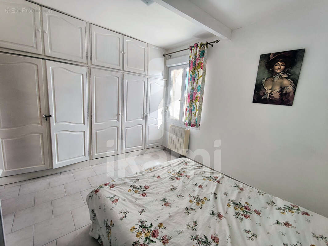 Maison à CHARMES-SUR-L'HERBASSE