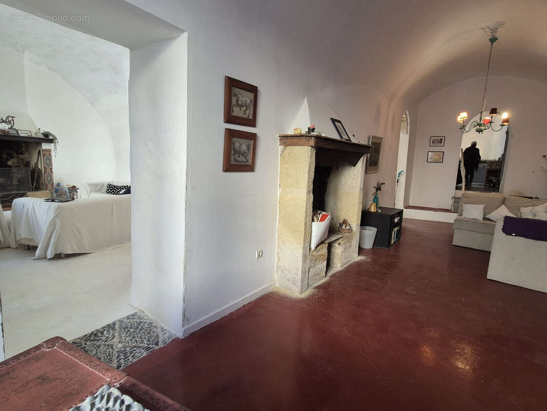 Maison à AIGUES-VIVES