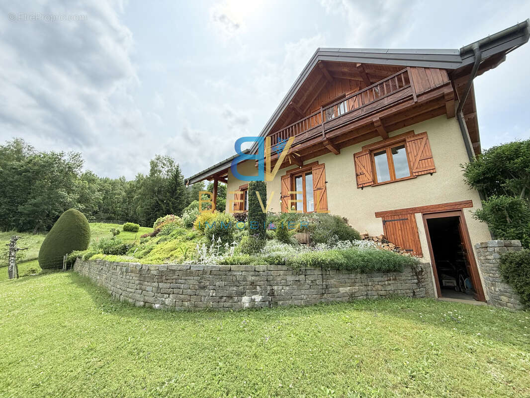 Maison à SAINT-PANCRACE