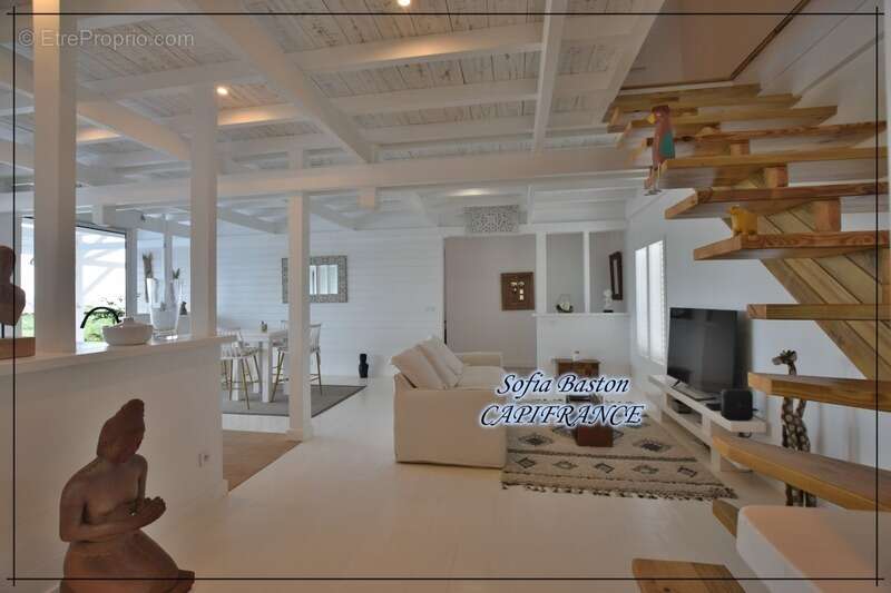 Maison à LES TROIS-ILETS