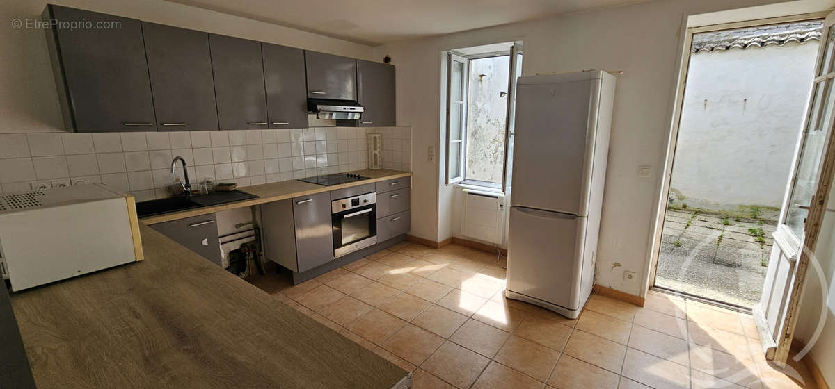 Maison à SAINT-CLEMENT-DES-BALEINES