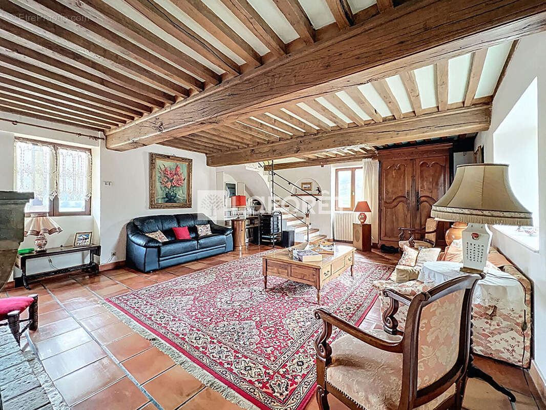 Maison à VERZE