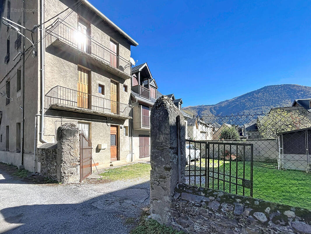 Appartement à BAGNERES-DE-LUCHON