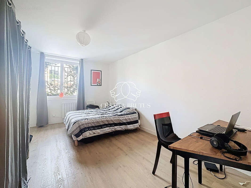 Appartement à LYON-9E