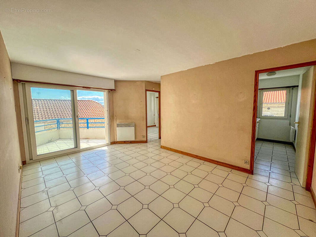 Appartement T2 idéalement situé à Royan - Proche marché et plage - photo 2