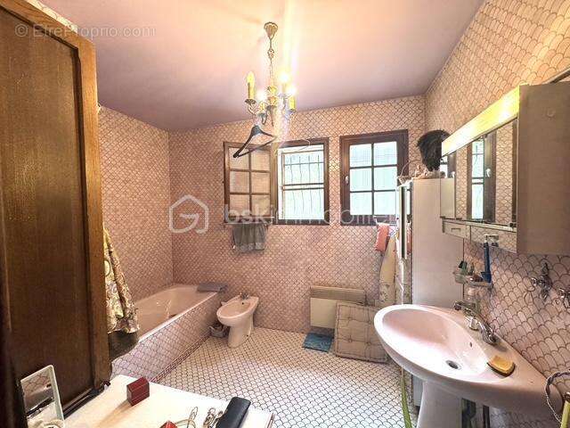 Maison de 268 m2 - 2185 de terrain - vinon sur verdon - photo 12