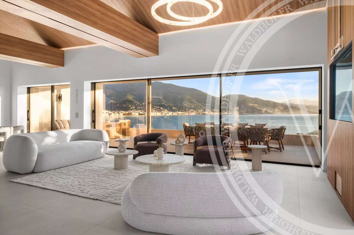 Maison à ROQUEBRUNE-CAP-MARTIN