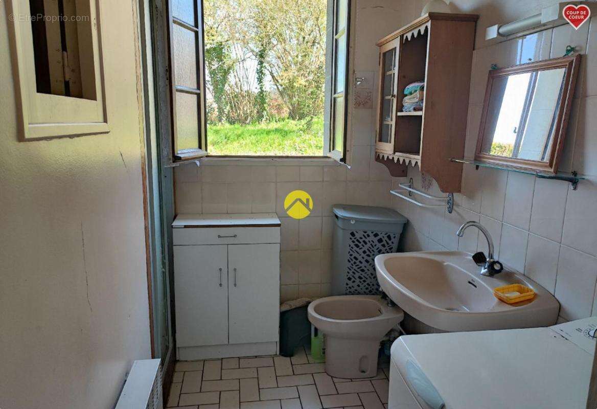 Maison à MEASNES
