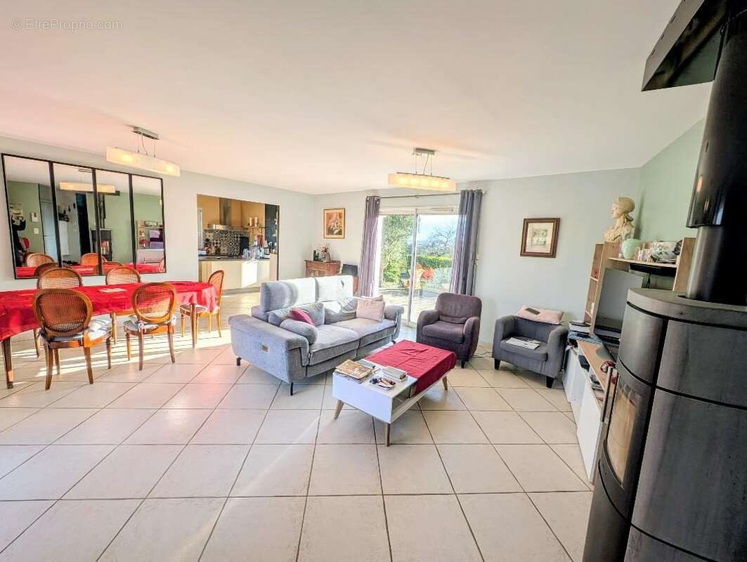 Maison à SCORBE-CLAIRVAUX