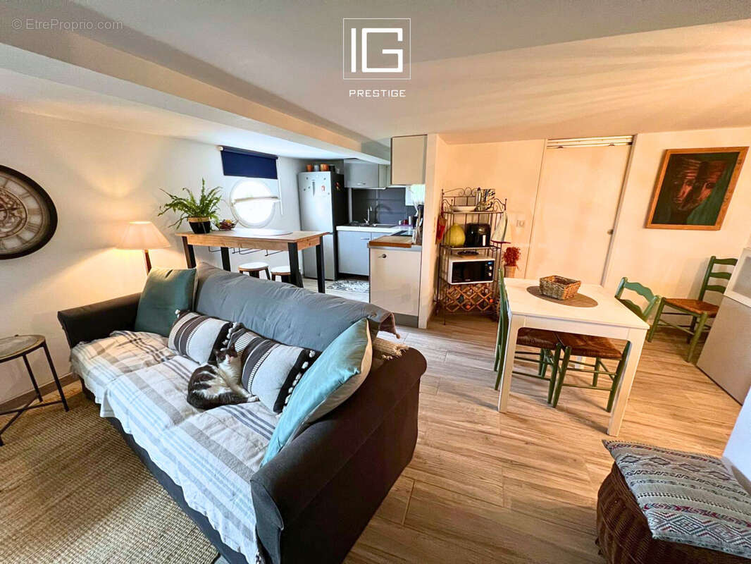 Maison à PLAN-DE-LA-TOUR