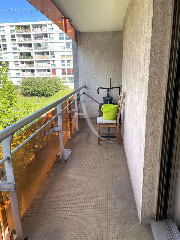 Appartement à PARIS-10E
