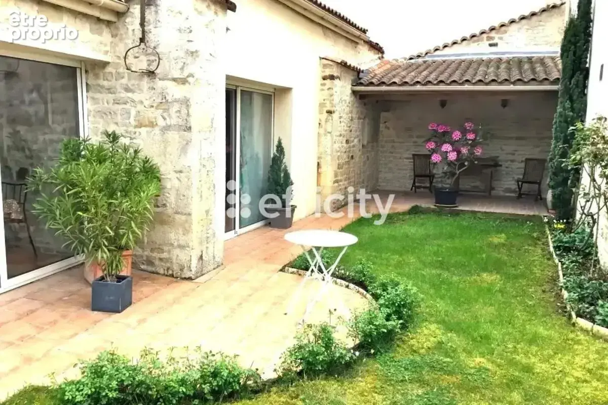 Maison 7 pièces 162 m² à vendre à Aigre (16140) - photo 3