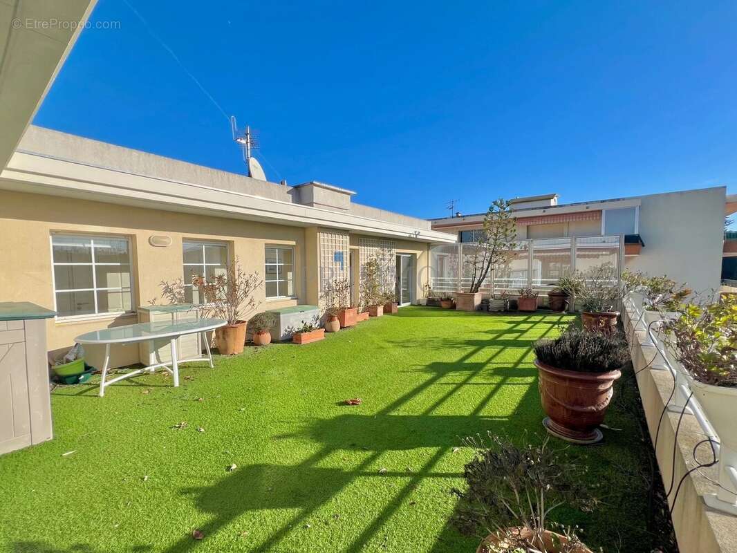 Appartement à SAINT-RAPHAEL