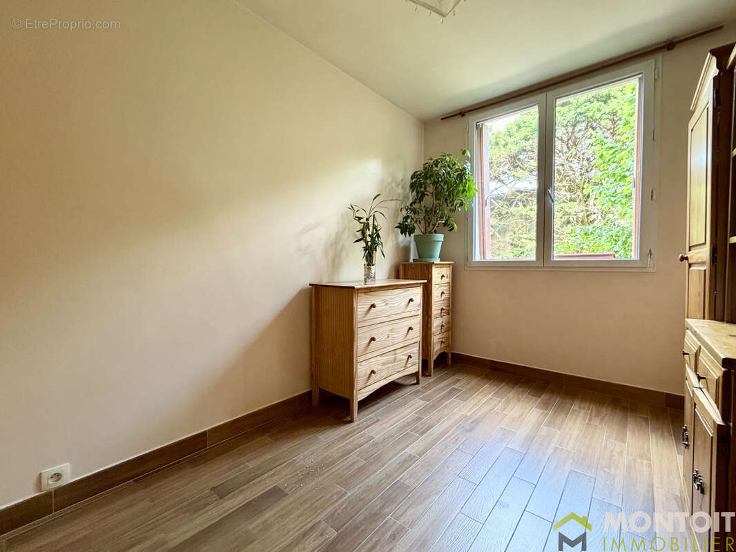 Appartement 3 pièces avec balcon et cave - photo 6