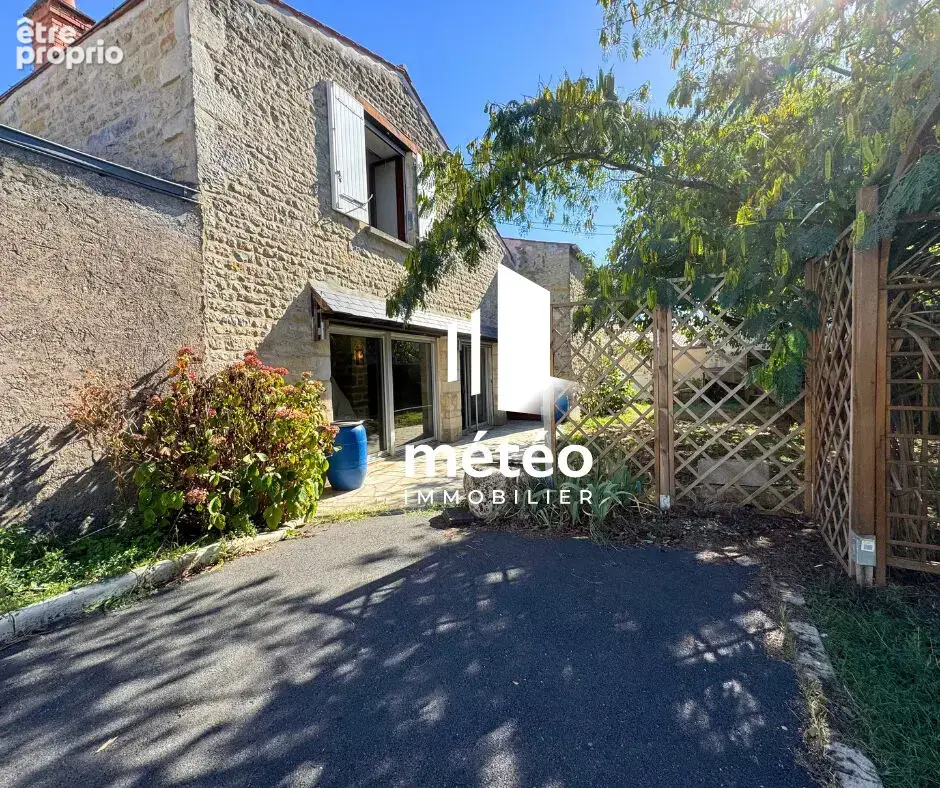 Maison en pierre  de 172m² - Péault - photo 15