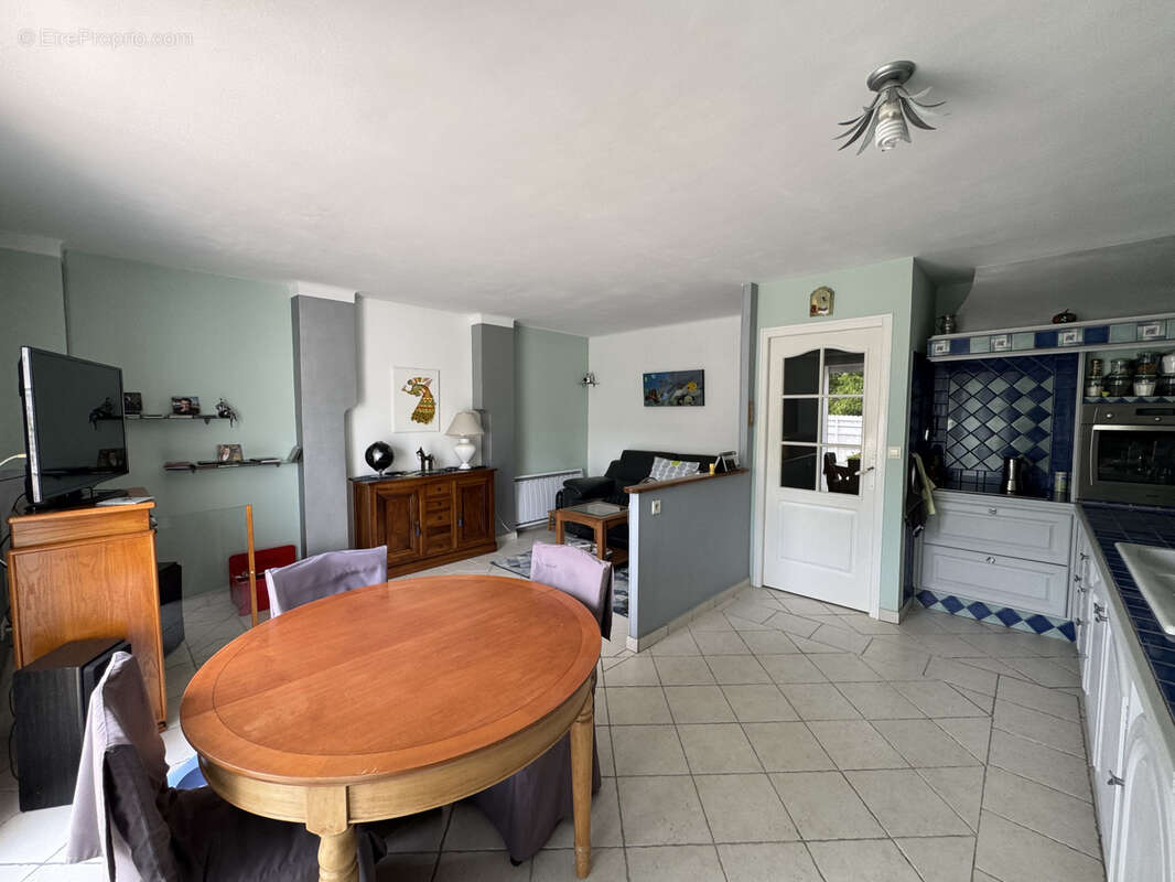 Maison à COURSAN
