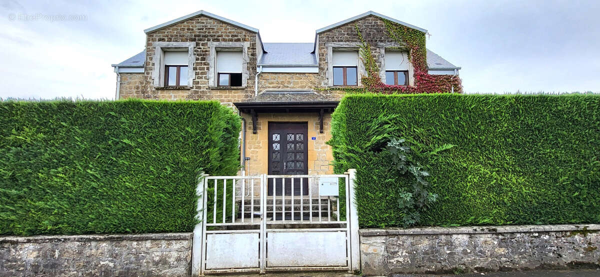 Maison à ISSANCOURT-ET-RUMEL