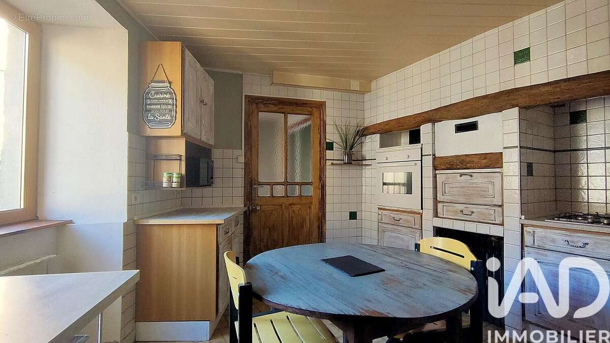 Maison 101 m² à Verreries-De-Moussans  - photo 2
