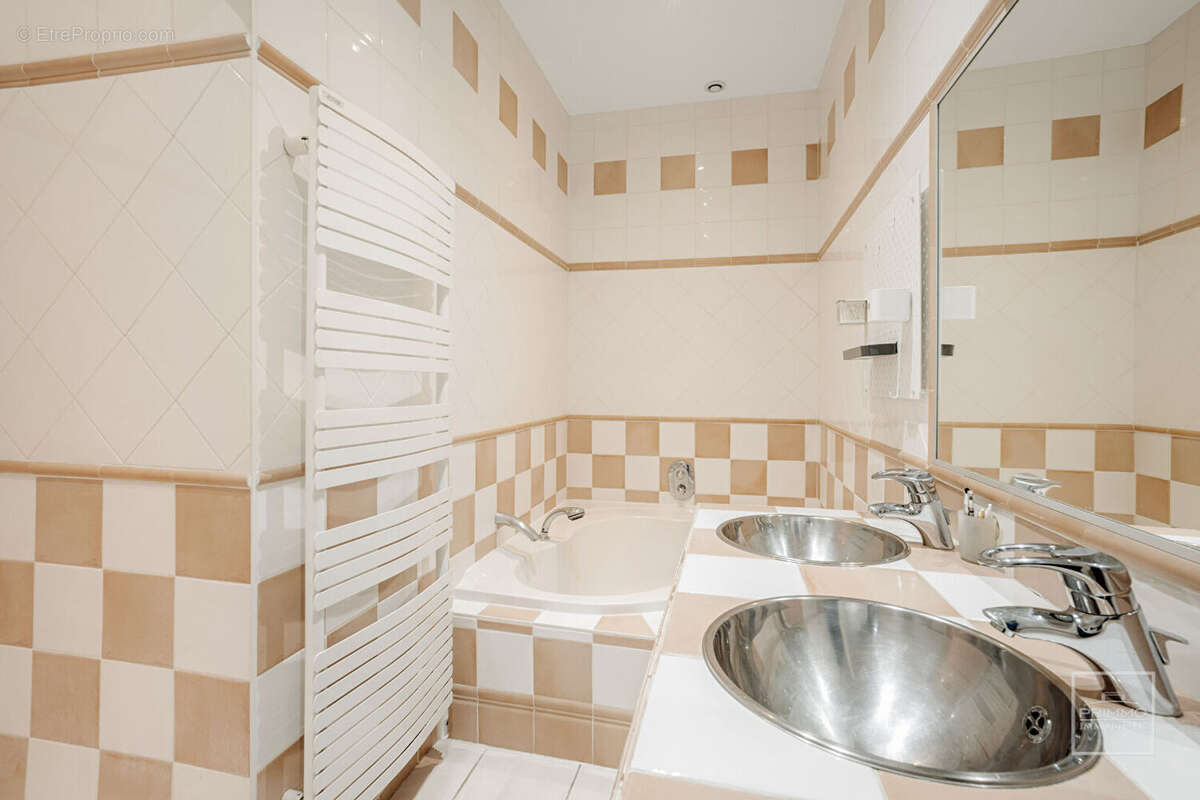 Appartement à VILLEFRANCHE-SUR-SAONE
