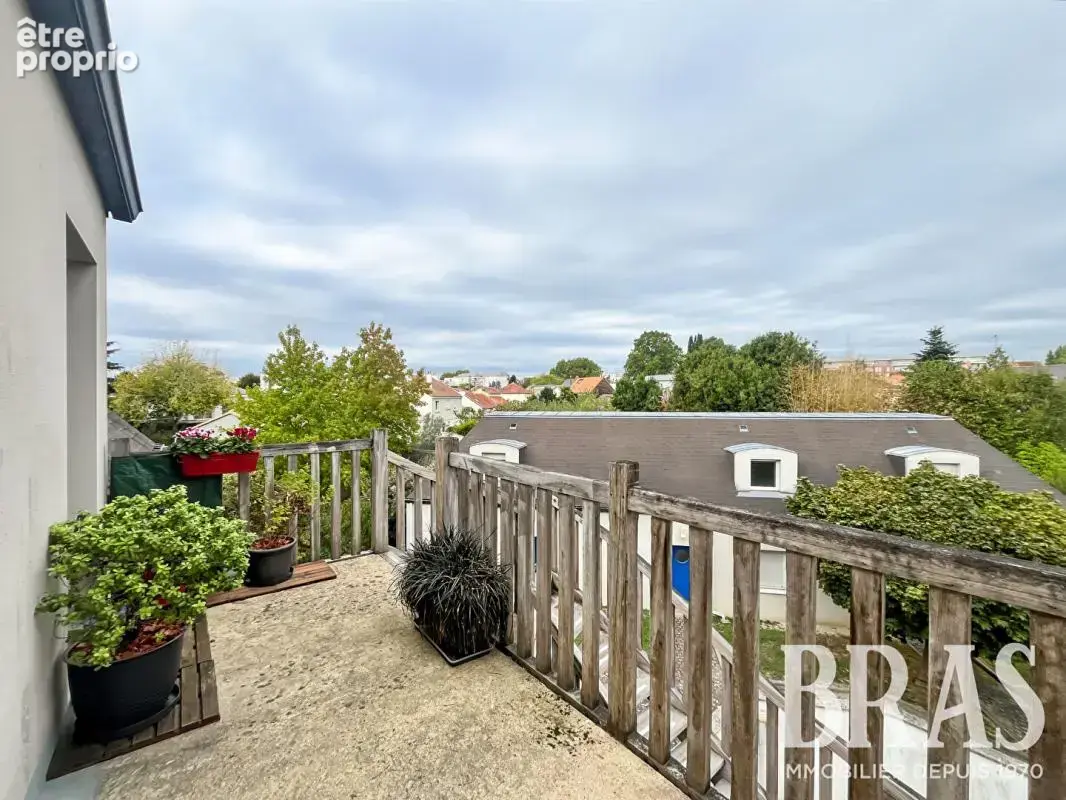 T3 avec balcon et garage - photo 8