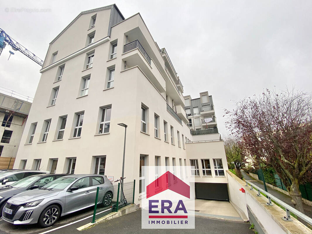 Appartement à SARTROUVILLE