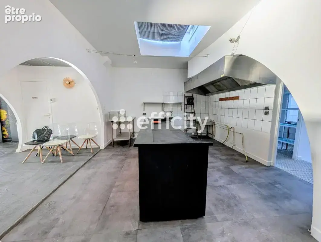 Locaux/Biens immobiliers - photo 2