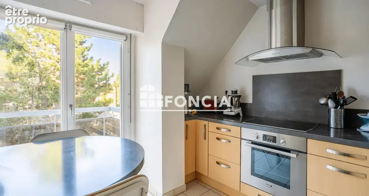 Opportunite foncia – environnement calme et verdoyant – beau 4 pièces traversant avec terrasses - photo 9