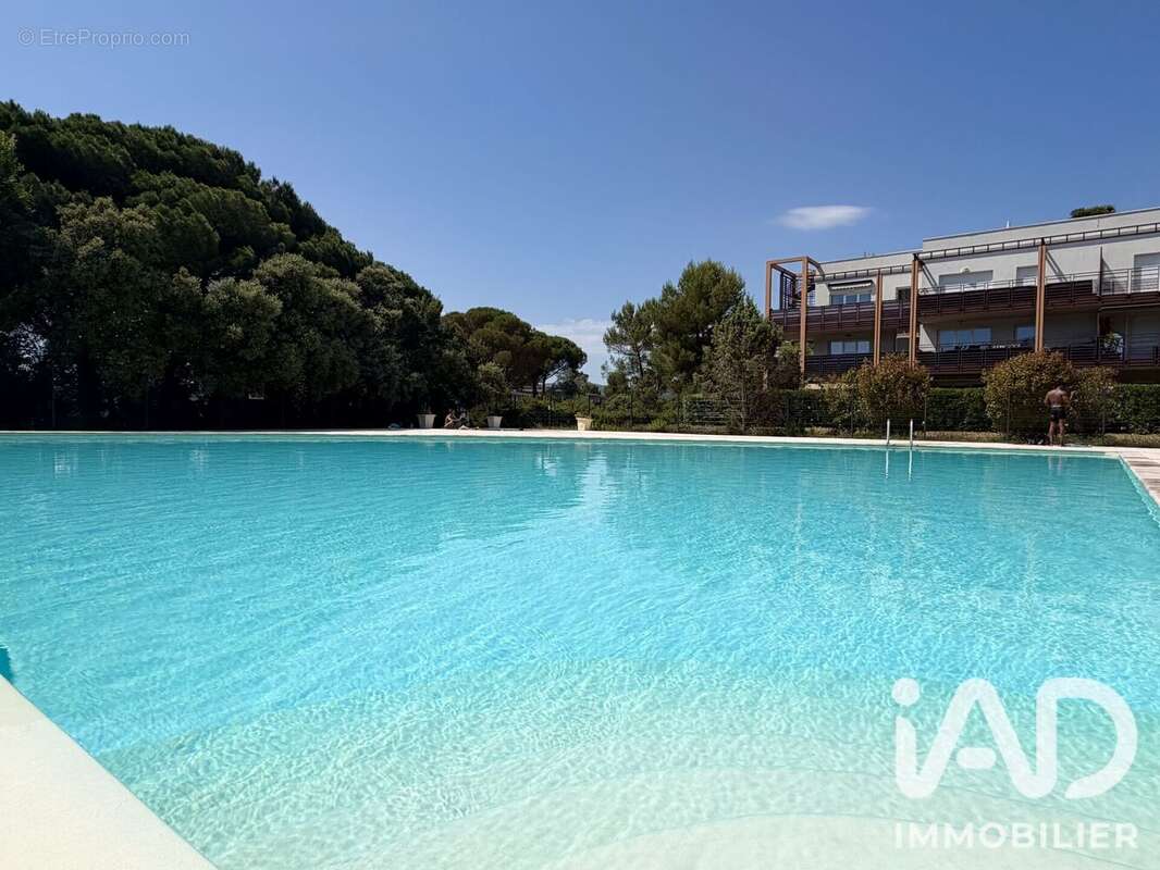 Appartement 39 m² à Frejus  - photo 2