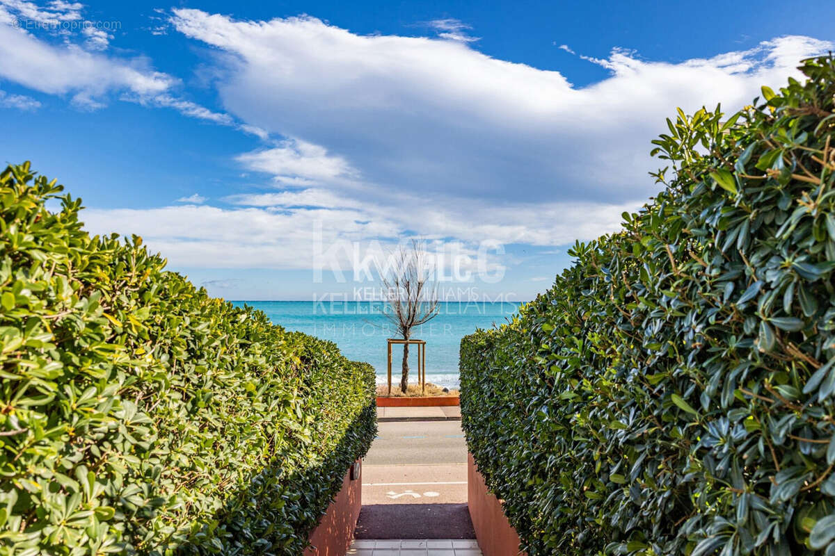 Appartement 37 m² à Villeneuve-Loubet  - photo 8