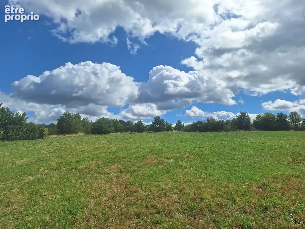 Terrain belle vue dégagée sur la commune d'Ussac en impasse - photo 3