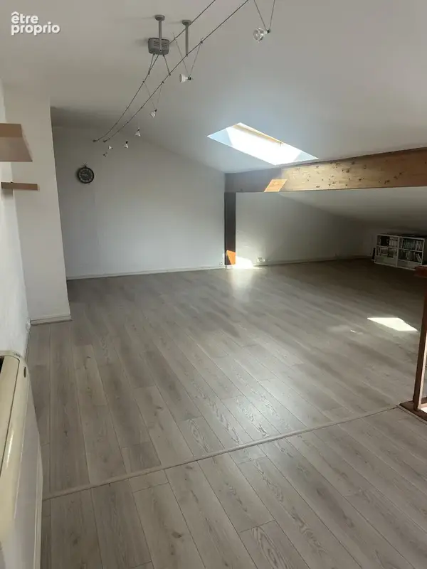 Appartement 3 pièces avec mezzanine et balcon - Dernier étage - photo 4