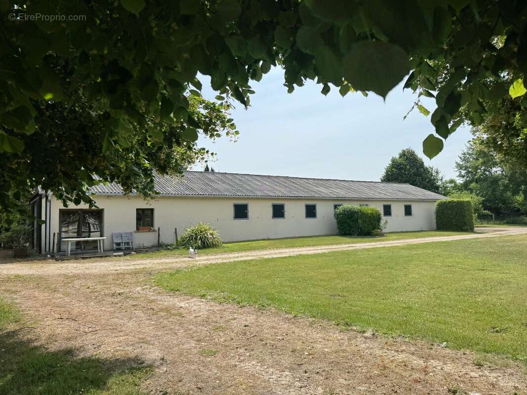 Autre à PACY-SUR-EURE
