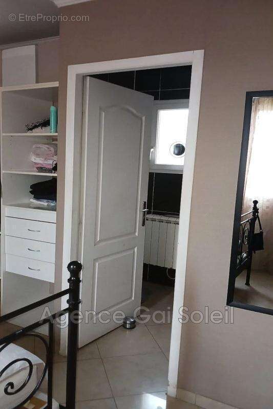 Maison à NISSAN-LEZ-ENSERUNE