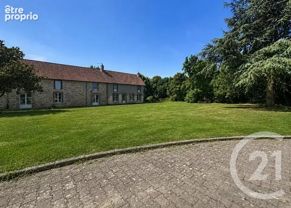 Maison 12 pièces 361 m² à vendre à Epernon (28230) - photo 3