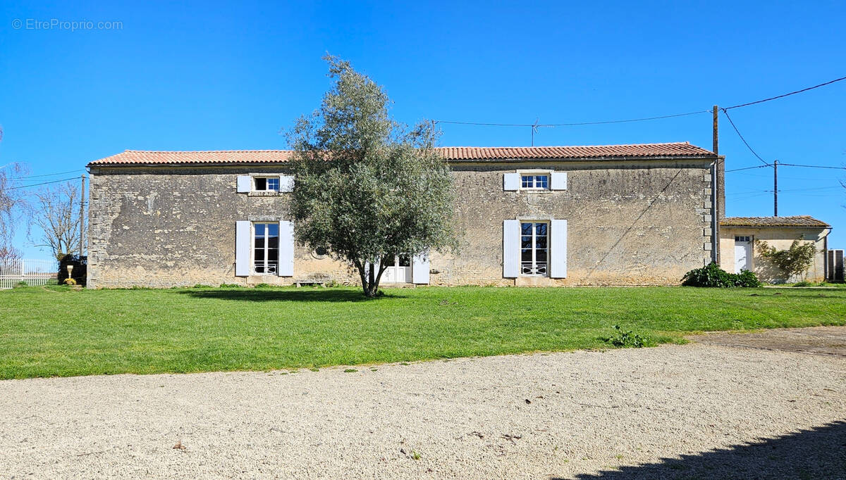 Maison à ECHIRE
