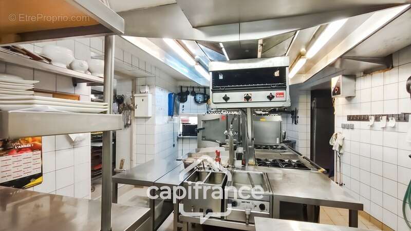 Hôtel-Restaurant - murs et fonds à vendre SAGELAT (24) - photo 17